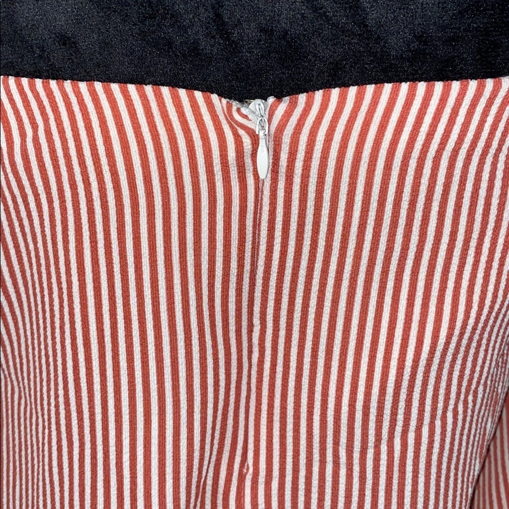 Good Luck Gem Nordstrom Striped Off The Shoulder Crop Blouse M - Picture 6 of 6